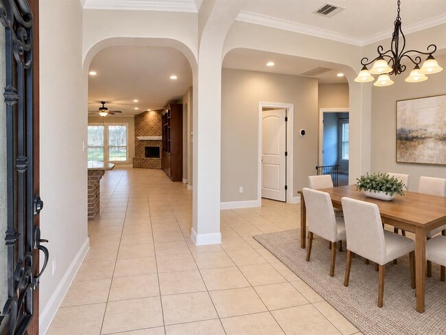 604 Mandarin Flyway