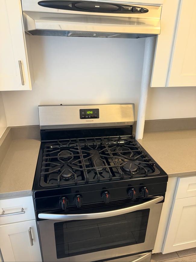 3063 29th St Unit 2