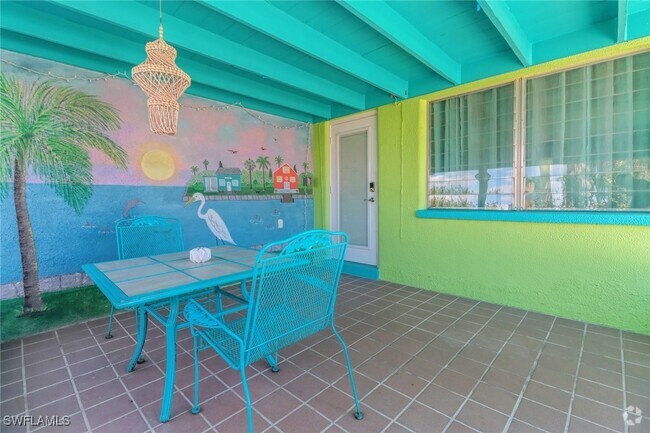 Building Photo - 2567 Cay Cove Rental