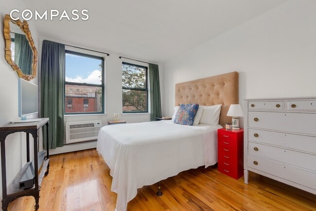 Photo - 226 W 123rd St Unit 2