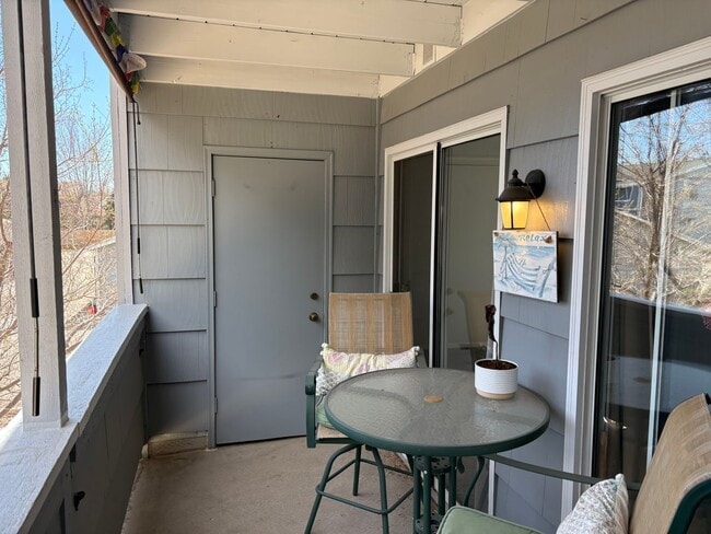 Photo - 1 Bed 1 Bath Condo With Large Covered Balcony & Community Pool. Unit 9