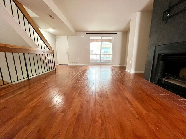 Photo - Luxurious 3-Bedroom Townhome in Logan Square with Parking Space Included! Available mid-August! Unit B