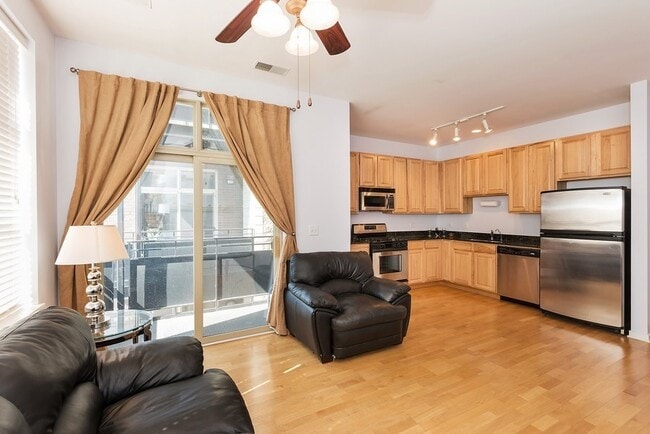 Photo - 2933 N Clybourn Ave Unit 303