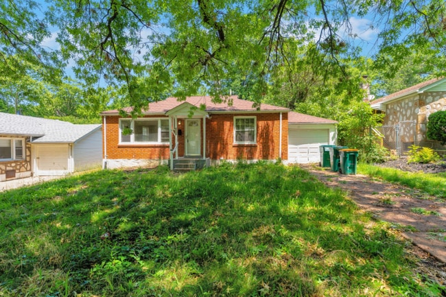 Photo - 8135 Bloom Dr