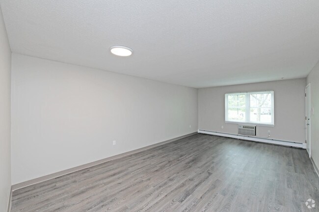 3 BR, 2 BA - Hanover Woods