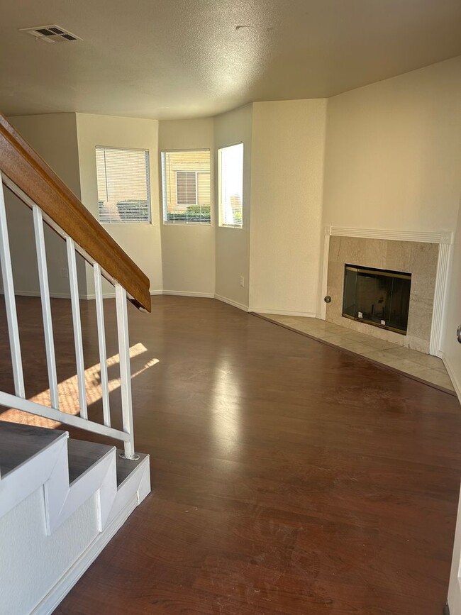 Photo - Spacious Double Master Suites Condo for Rent in Quiet Neighborhood in City of La Puente