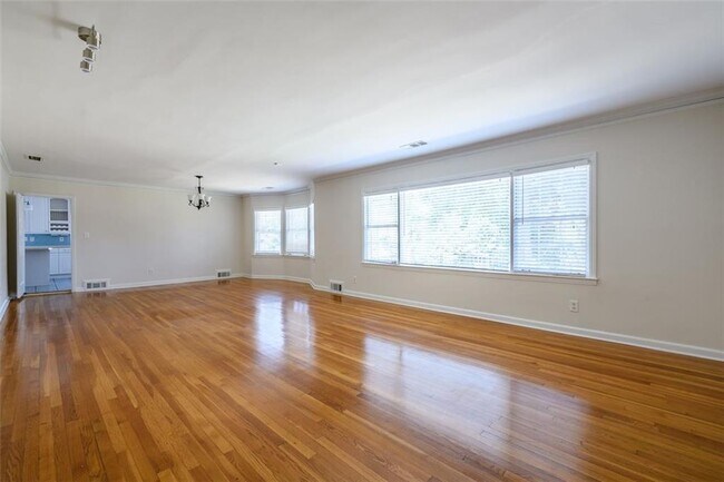 Photo - 1205 Spring Valley Ln NE