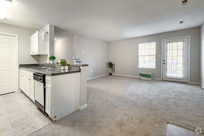 2BR, 2BA - 877SF - Model Unit - Living Room