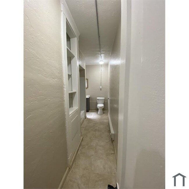 Photo - 15000 Euclid Ave Unidad 40