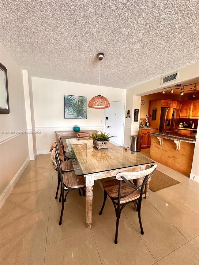 Photo - 300 Bayview Dr Unit 610