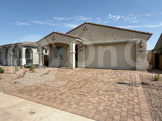 Photo - 8810 W Pasadena Ave Casa