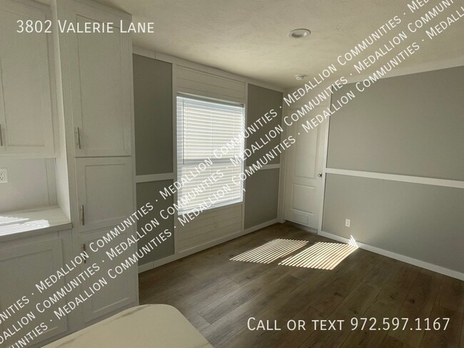 Photo - 3802 Valerie Ln