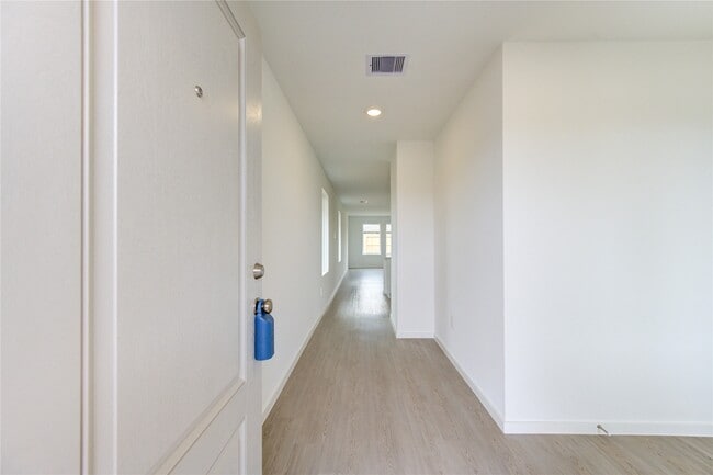 Photo - 6835 Eastern Cottonwood Ln
