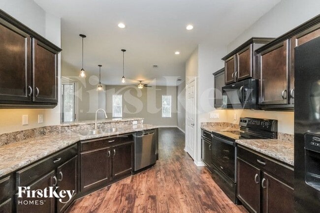 5276 White Egret Ln