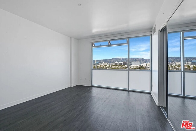 Photo - 8601 Wilshire Blvd Unit 701