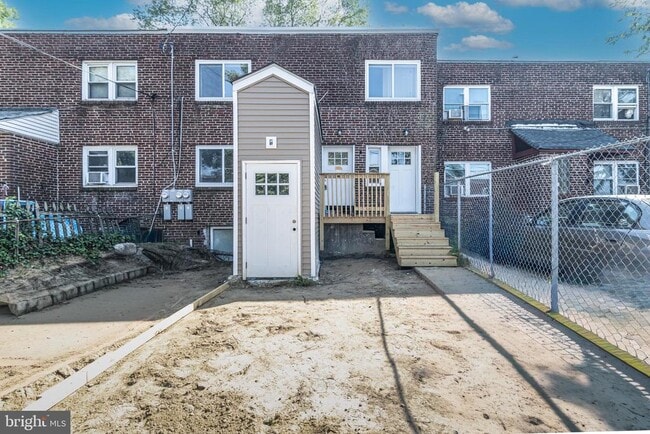 Building Photo - 505 Rand St Unit B Rental