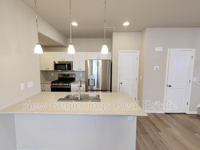 Photo - 6045 Inman Vw