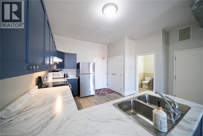 Photo - 150 Colborne St Unit 407