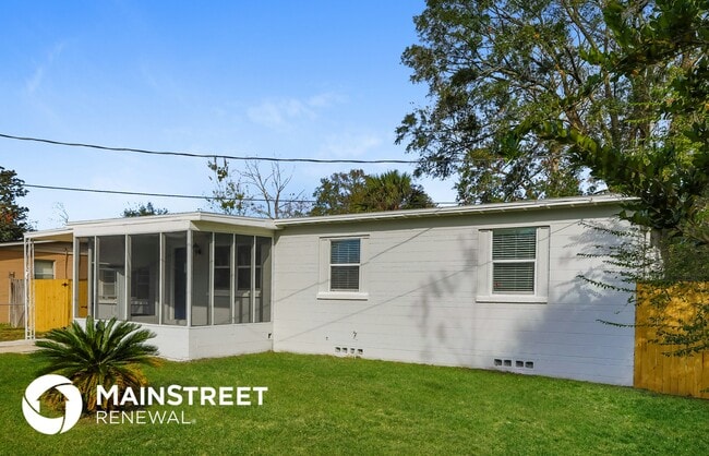 Photo - 6247 Bartholf Ave