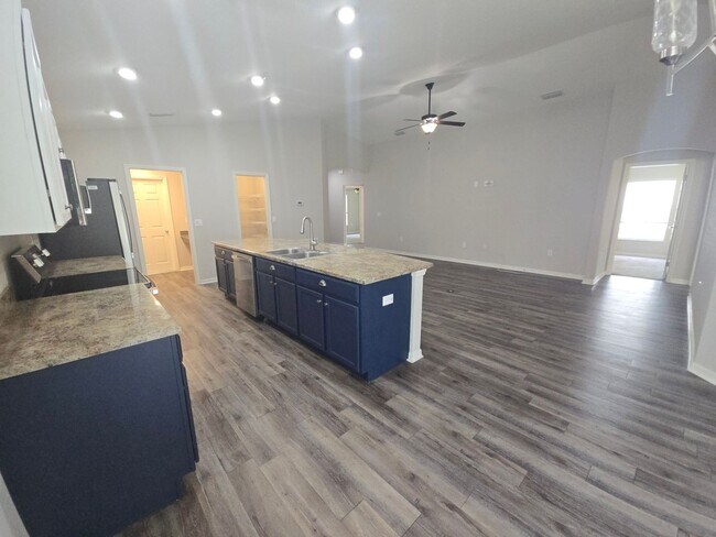 Photo - 4 bed 2 bath home