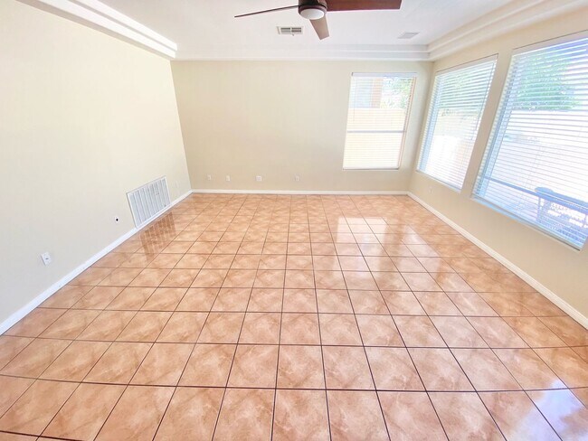 Photo - IMMACULATE HOME LOCATED IN SUMMERLIN, 4 BEDROOM 3.5 BATH, 3 CAR GARAGE