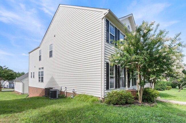 Photo - Spacious Home in Port Potomac