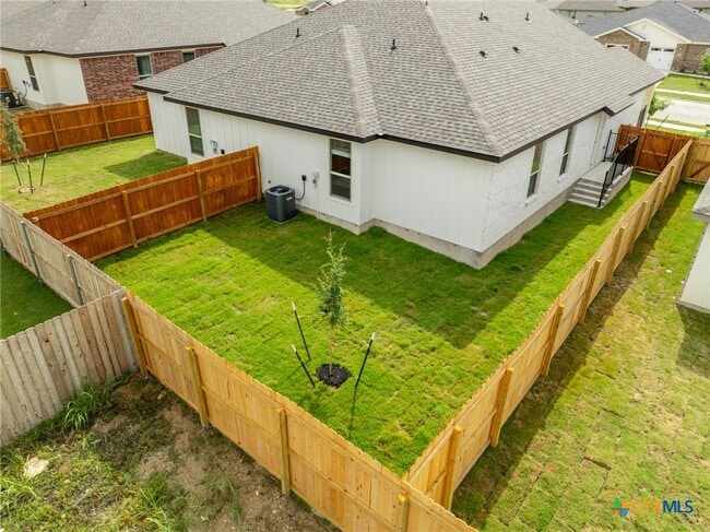 Building Photo - 5111 Rose Petal Ct