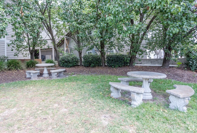 Photo - Riverview Apartments Unidad 3E