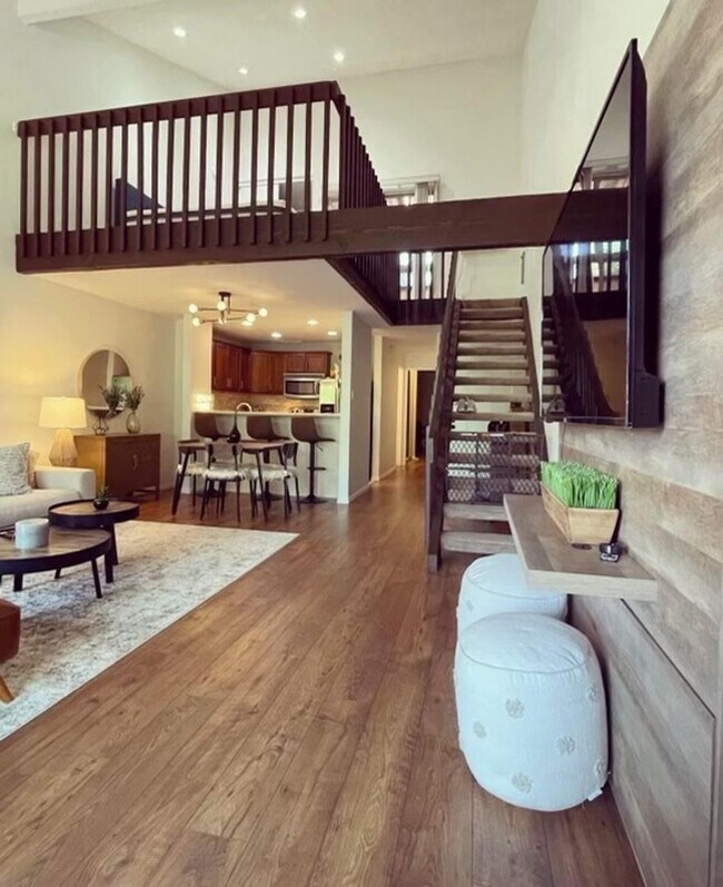 7890 E Spring St Unidad SHARON COUGHLIN
