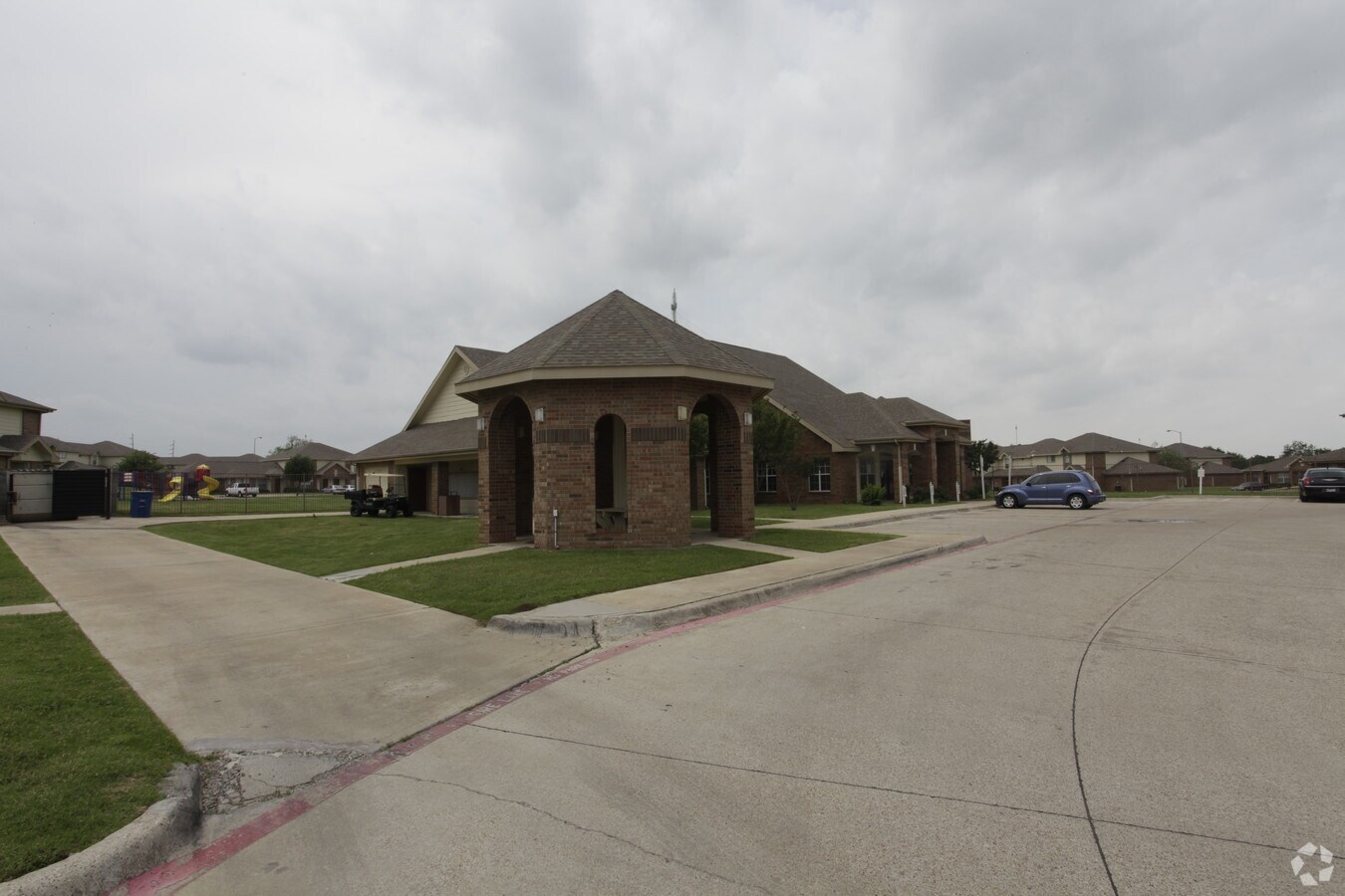 Photo - Kingbridge Crossing