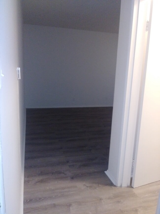 Century West Apartments (1525 Sawtelle Blvd)