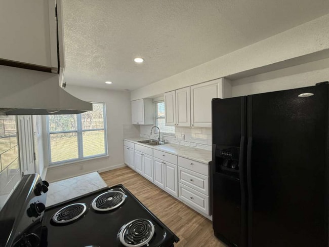 Photo - 339 Brettonwood Dr