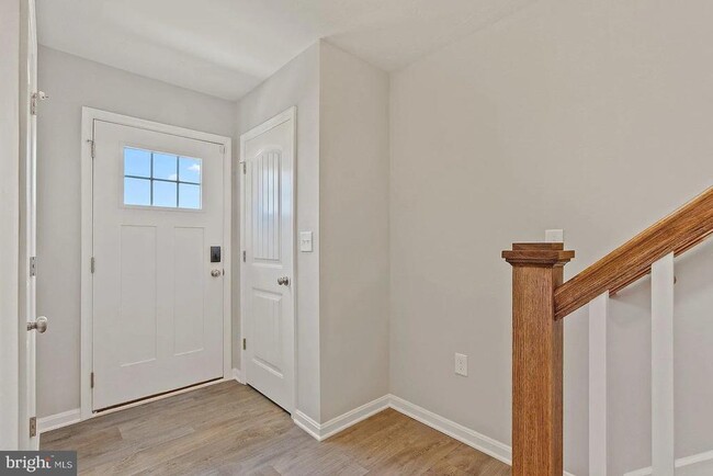 Photo - 332 Avon Dr Townhome