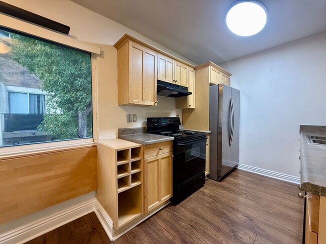 Location! Location! 1 Bedroom Condo in Mis... - Location! Location! 1 Bedroom Condo in Mis... Unidad 15