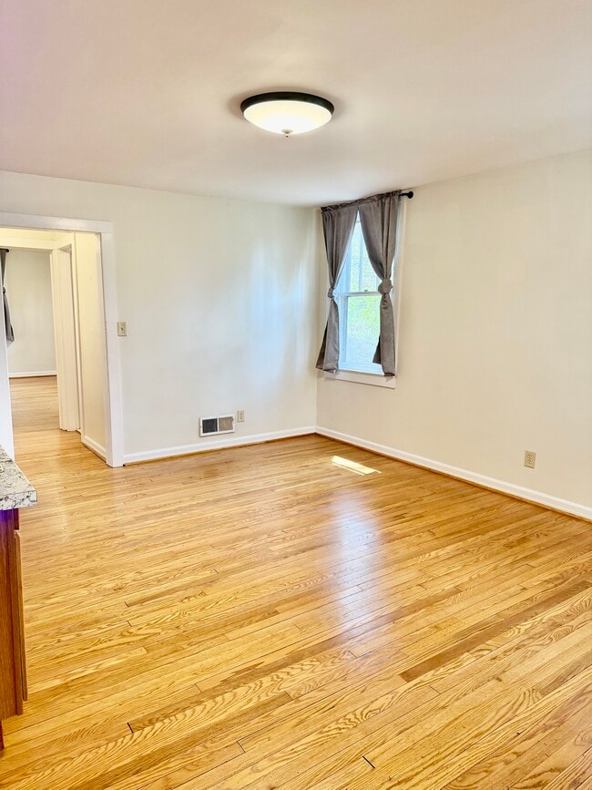 Photo - 4 Hillside Ave Unit 1