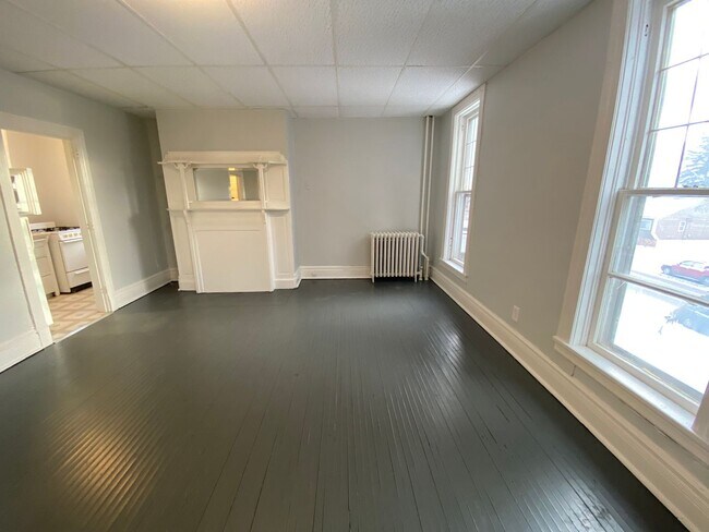 Photo - 1513 E Superior St Unit 6