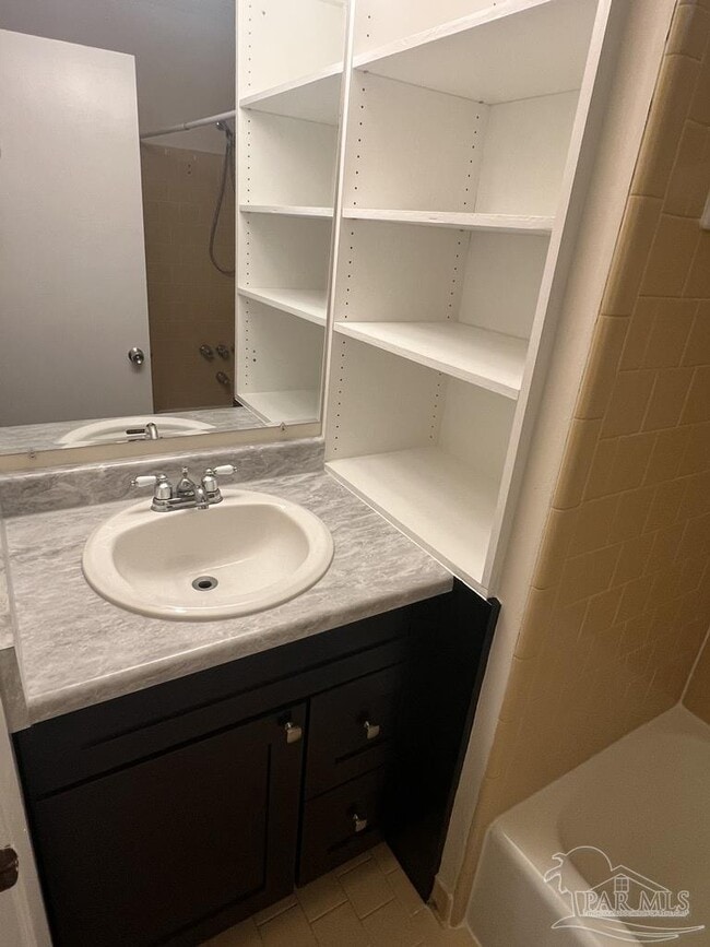 Photo - 4050 Claiborne Cir