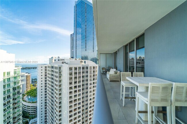 Photo - 1300 Brickell Bay Dr Unit 2904