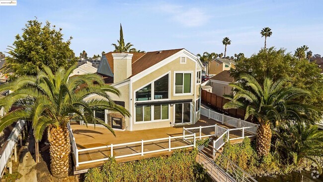 Building Photo - 4730 Spinnaker Way Rental