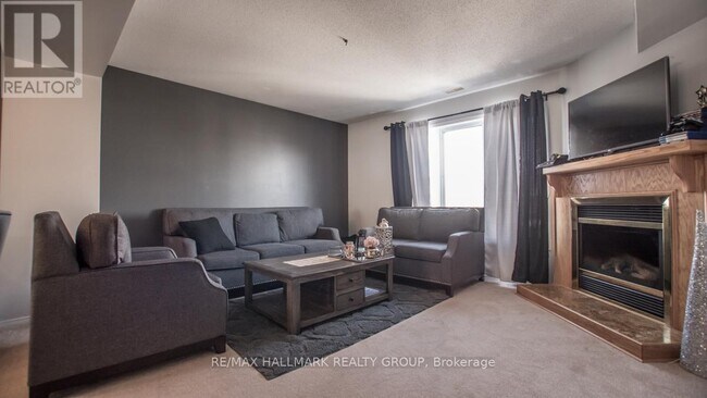 Photo - 330 Cresthaven Dr Unit 33