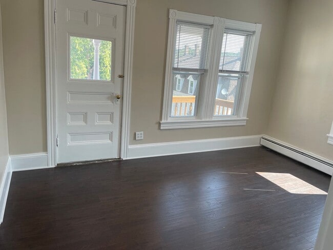 Photo - 4 Church St Unit 3