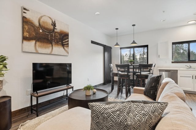 Photo - 1010 Baker Ave Unit 304