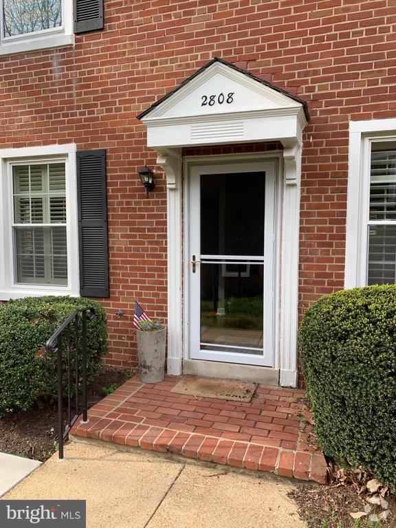 Building Photo - 2808 S Abingdon St Rental