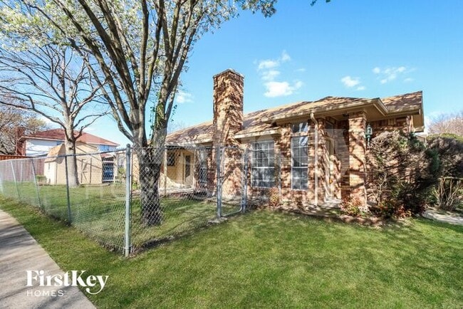 Photo - 2801 Kyle Rd