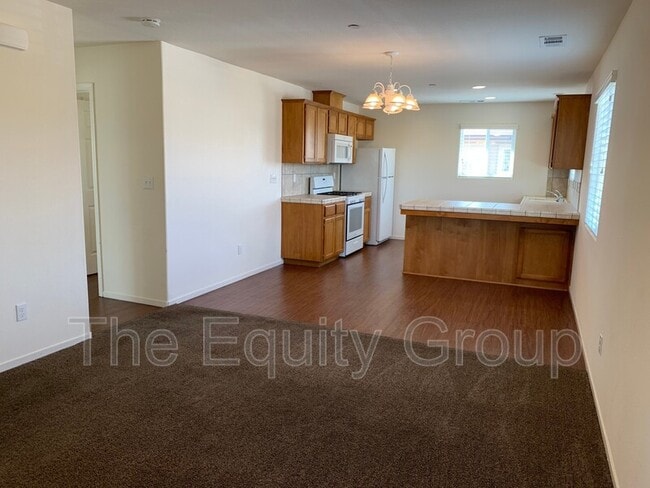 Photo - 2218 W Lark Ave