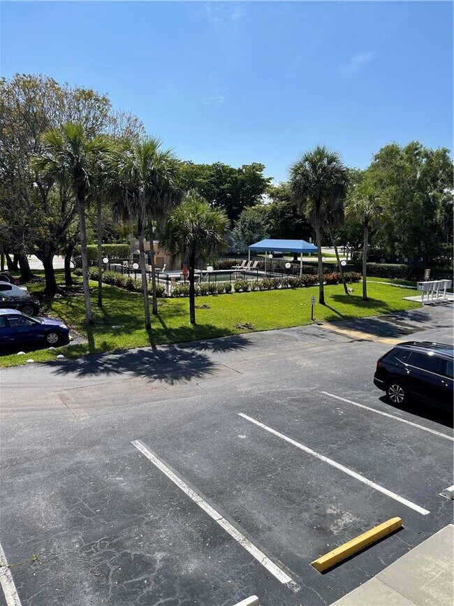 Photo - 197 Lakeview Dr Unidad 202
