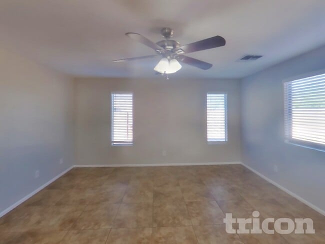 Photo - 21201 N Conlon Rd