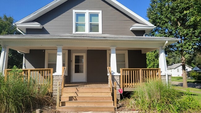 Building Photo - Prospect - 2 Unit 1