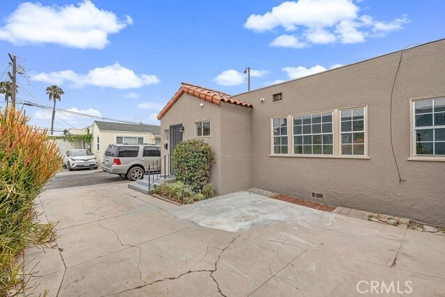 1515 E Walnut Way