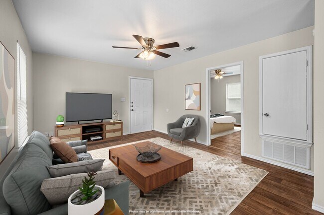 Photo - 1009/1011 Advance St Unidad 1009